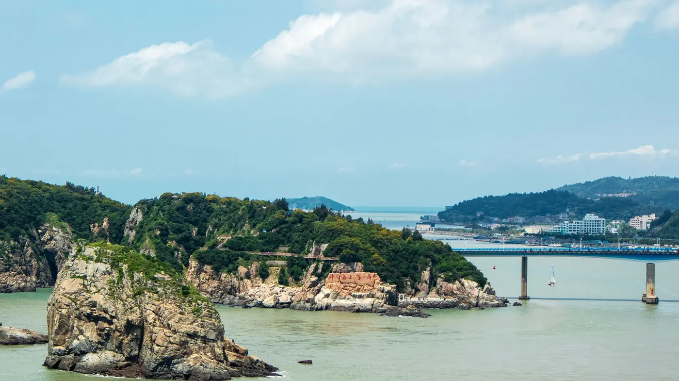 Dongtou island coast